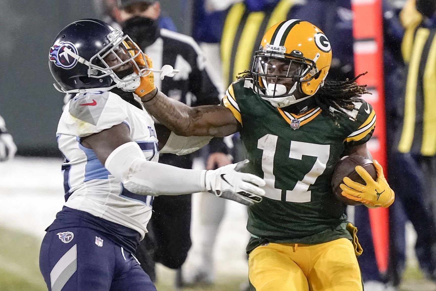 Packers 40, Titans 14
